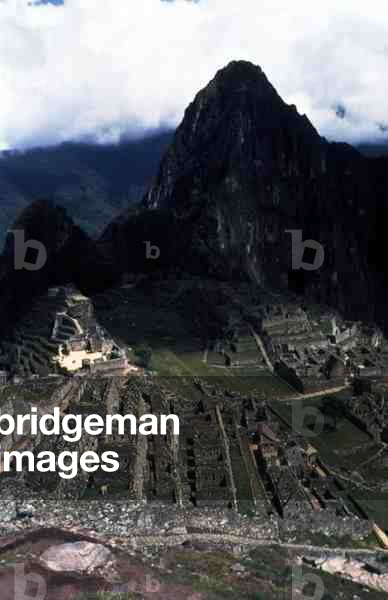 General view of the citadel at Machu Picchu (photo)