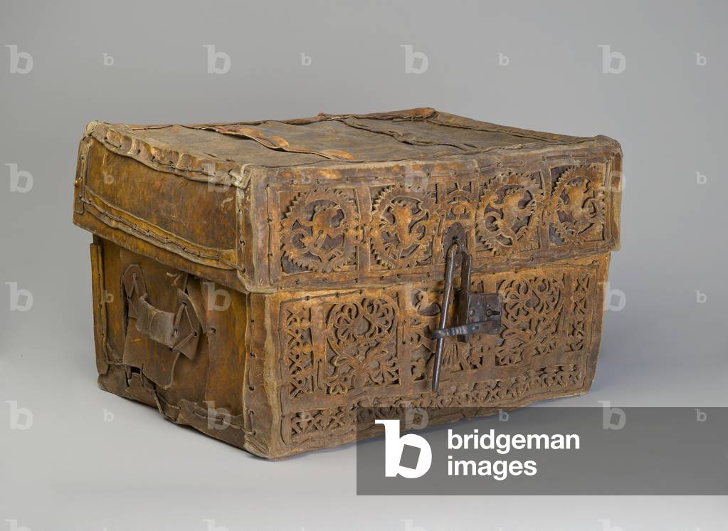 Trunk (Petaca), 18th century (cowhide, leather & wood)