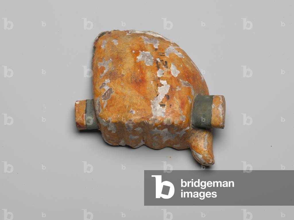 Right fist holding folded cloth (wood, plaster & pigment)