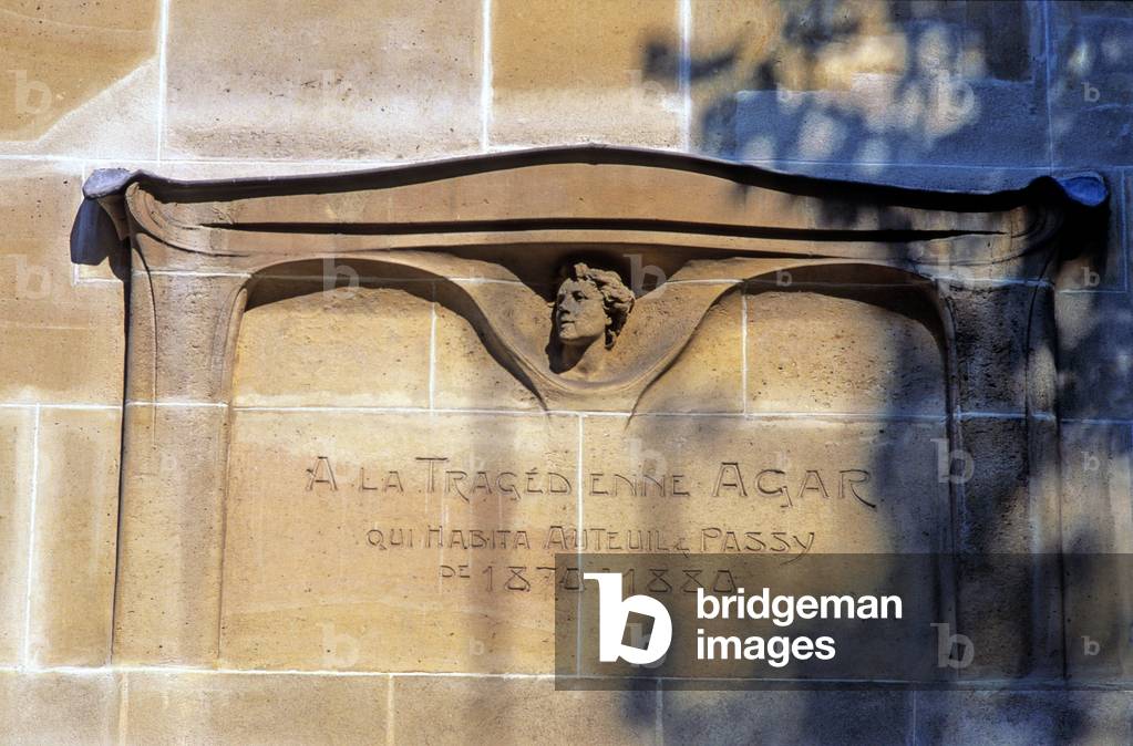 Housing building, 11 rue Agar in Paris 75016. Architect Hector Guimard (1867-1942), 1911.