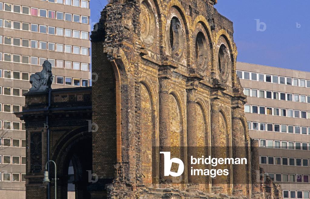 Portico of the former Anhalter Bahnhof (station), Askanischer Platz, in the district of Kreutzberg in Berlinae (Germany). Architect Franz Schwechten, 1876-1880.