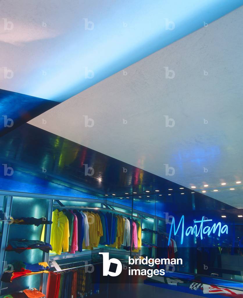 Montana Homme, avenue Marceau, Paris 75008. Architecture Canal, 1986. Photography 1987