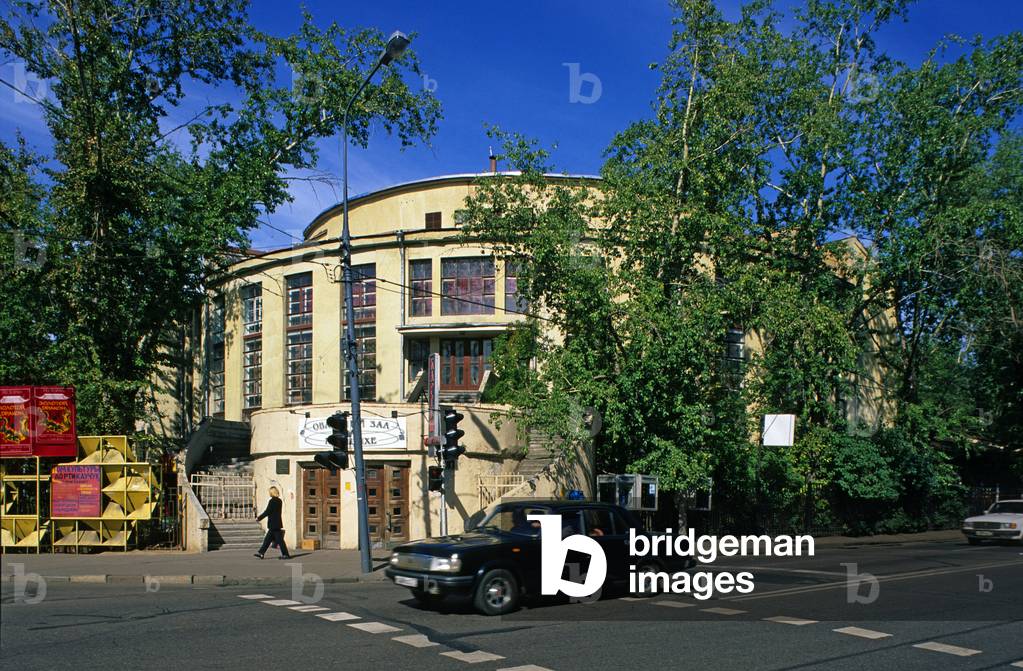 Club Kauchuk in Moscow (Russia). Construction 1927-1929, architect Konstantin Melnikov (1890-1974). Photography 12/09/99.