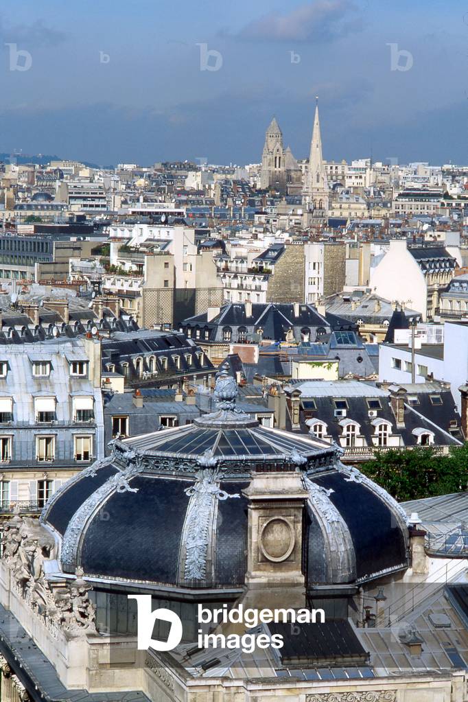 Panoramic view towards the 16th arrondissement of Paris.
