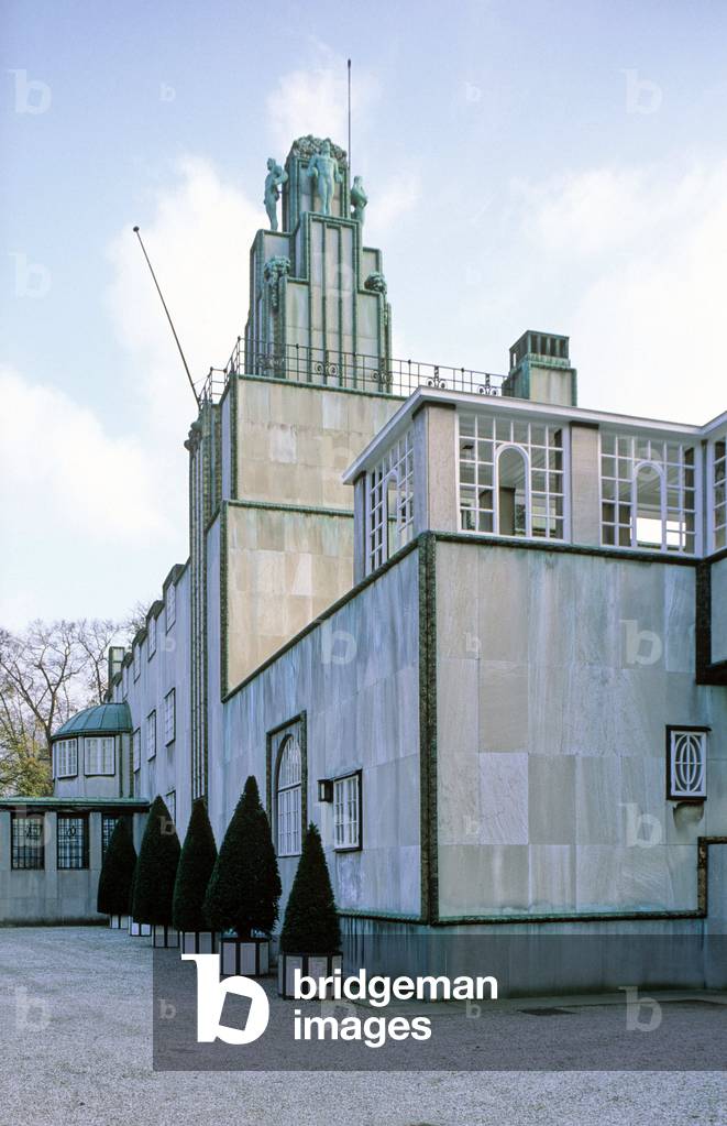 The Stocklet Palace in Brussels (Belgium), by Josef Hoffman, 1999 (photo)