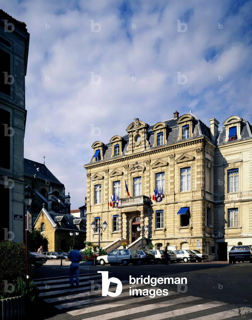 La Mairie de Saint-Cloud (Haut de Seine), architect J. Berault, 1873.