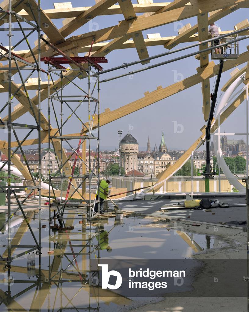 The construction site of the future Centre Pompidou in Metz (Moselle). Architects Shigeru Ban and Jean de Gastines, 2009-2010. Photography 28/06/09.