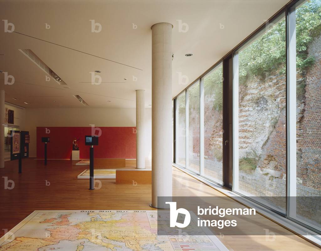 History of the Great War in Peronne, Somme, Picardie, France.. Architecture by Henri Ciriani, 1992. Photography 1992