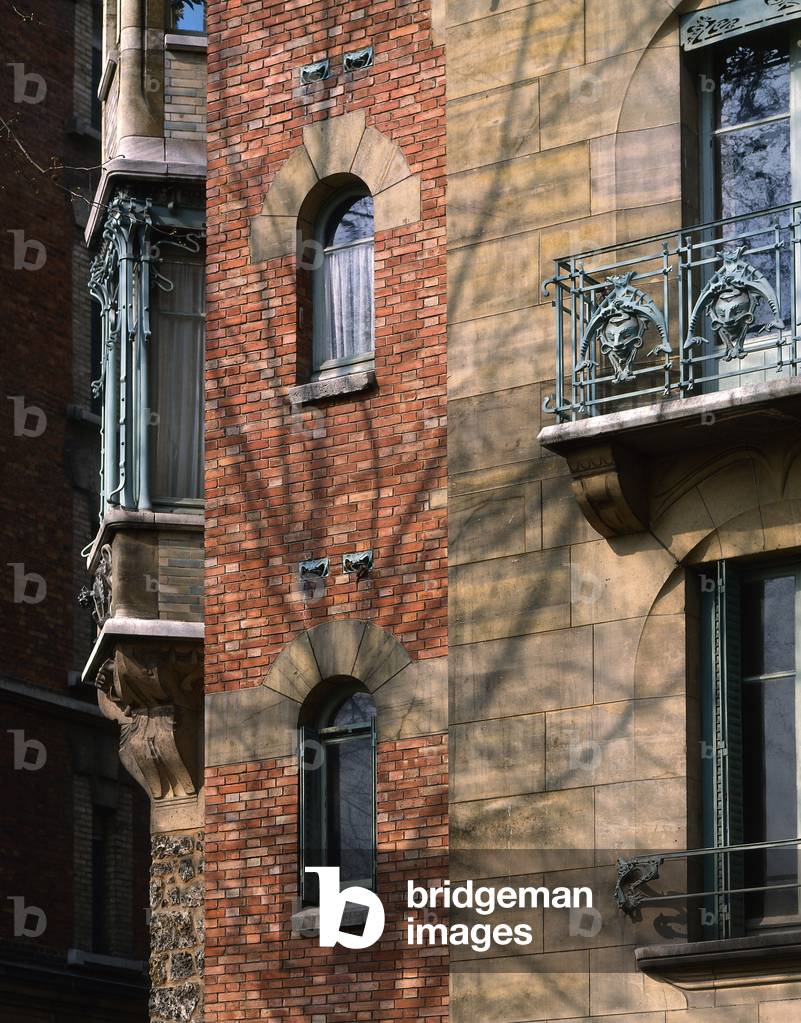 Castel Beranger building, Paris (photo)