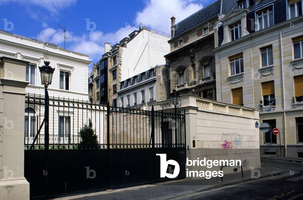 Nouvelle Athenes, Rue de la Tour des Dames, Paris 9th.