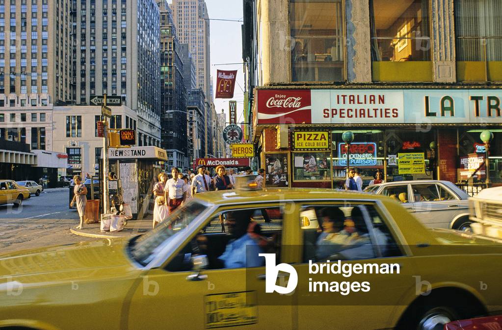 Urban traffic in Manhanttan New York (United States).