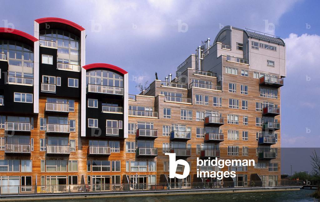 Greenwich Millenium Villages in London (England). Realisation 2002, architect Proctor Matthews. Photography 10/04/03.