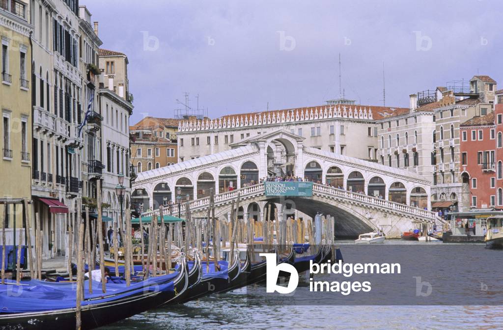 Rialto Bridge in Venice, Italy.