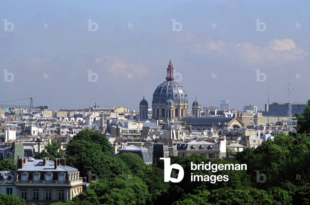 View of the Church Saint Augustin, Paris 8th arrondissement. The largest church built in Paris in the 19th century. Its structure is entirely metal and the stone walls are just an envelope. Construction 1860-1871, architect Victor Balard (1805-1874). Photography 2002.