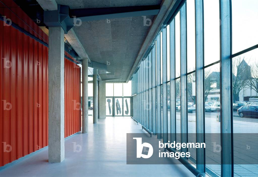 Theatre l'Eclat a Pont Audemer (Pont-Audemer), Eure (27), Haute-Normandie (Haute Normandy), France. Architecture by Jakob Dominique and Mac Farlane Brendan, 2001. Photography 2001