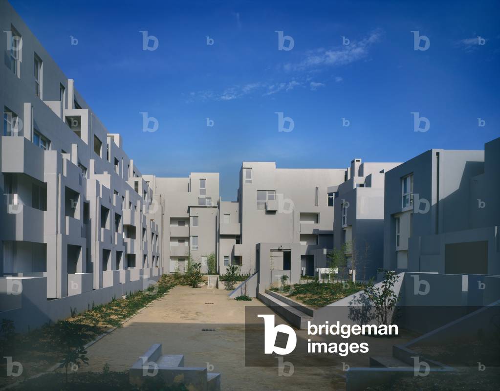 Social housing, ZAC des Hautes Bruyeres a Villejuif (Val de Marne). Realisation 1988, architect Simounet Roland. Photography 1988.