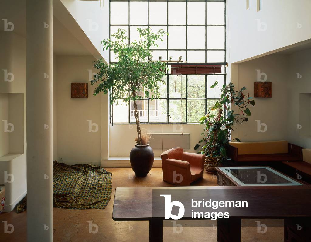 Maison Towshend, 1 Villa Seurat Paris 75014. Architect Andre Lurcat (1894-1970), 1926. Built for writer Frank Towshend.