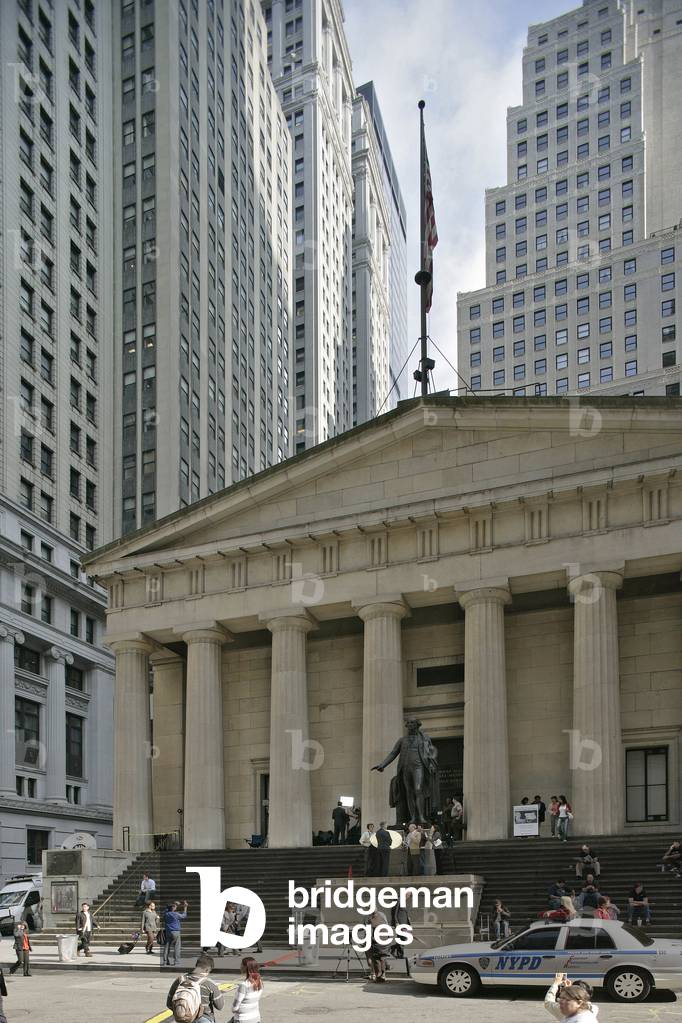 Wall Street in Manhattan, New York (United States).
