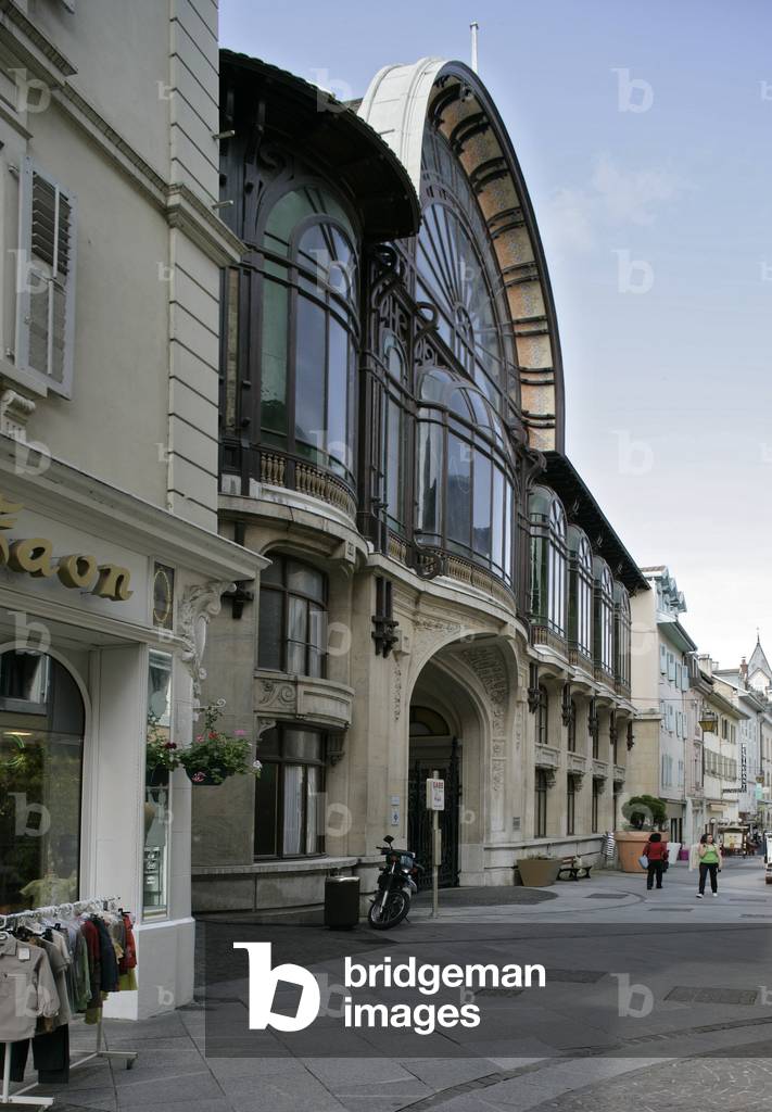 Source Cachat to Evian les Bains in Haute Savoie.