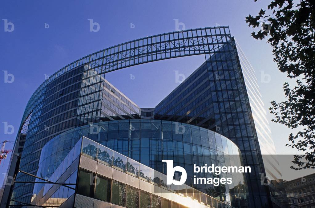The seat of the European Council in Brussels, Belgium. The European Council, the decision-making body of the EEC, is headquartered in Brussels. The Heads of State or Government and the President of the Commission meet at European Summits. Photography 10/04/99.