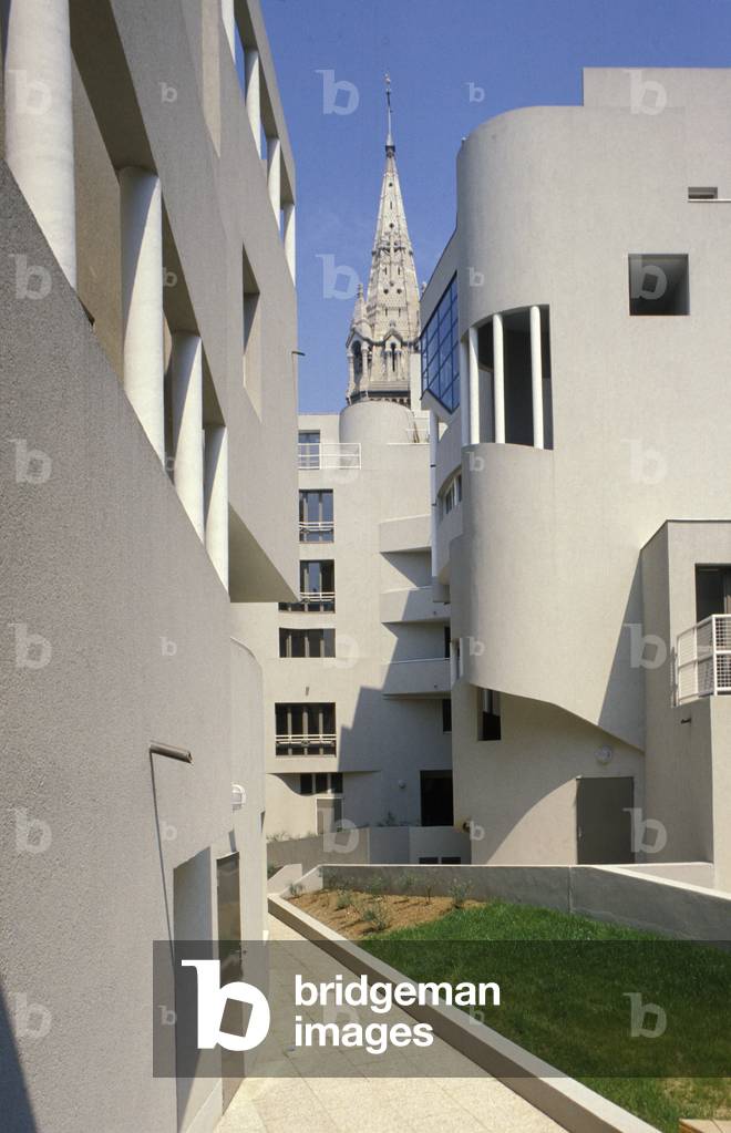 Social housing, rue de Menilfigure in Paris 75020. Architect Henri Gaudin, 1987. Photography 1987.