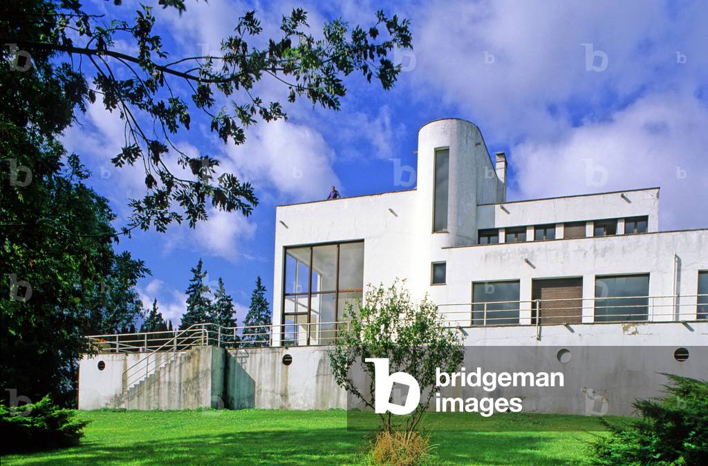 Villa Poiret in Mezy sur Seine (Les Yvelines). Construction 1924, architect Rob Stevens Mallet (1886-1945). Built for designer Paul Poiret.Photography 2000.