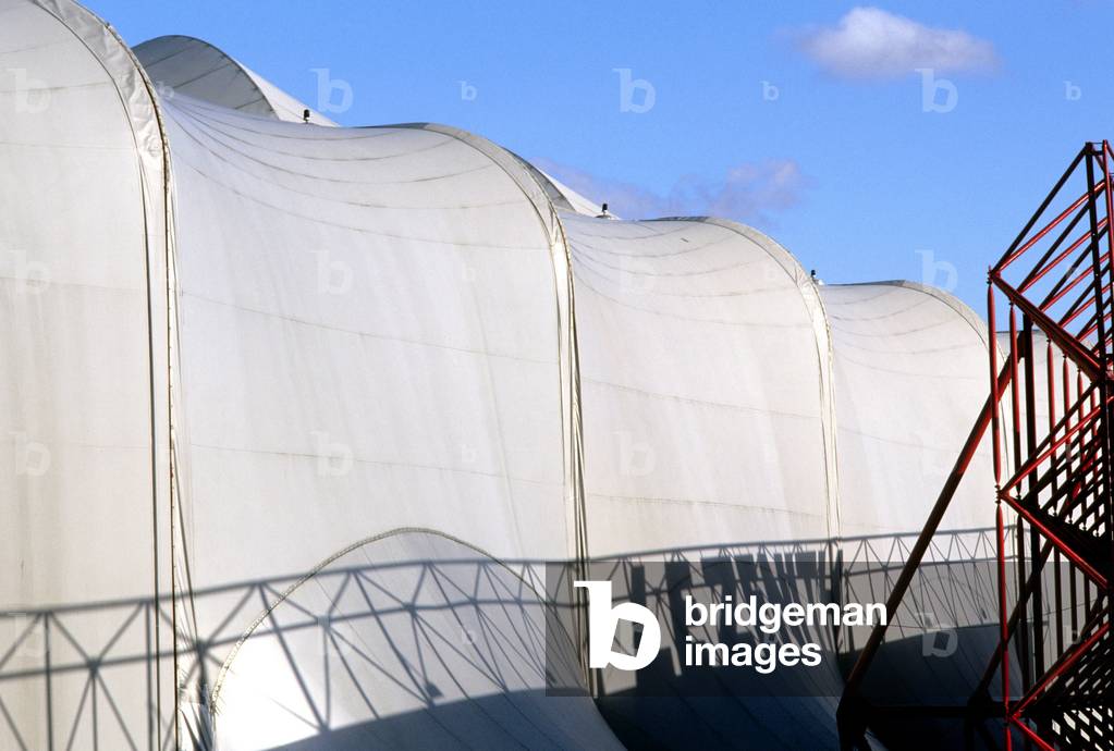 Le Zenith, Parc de la Villette, Paris 19. Photograph by Philippe Chaix and Jean-Paul Morel, 1983-1984. Concured as a temporary structure with great capacity to host concerts of rock and variety, the Zenith became a perenne.