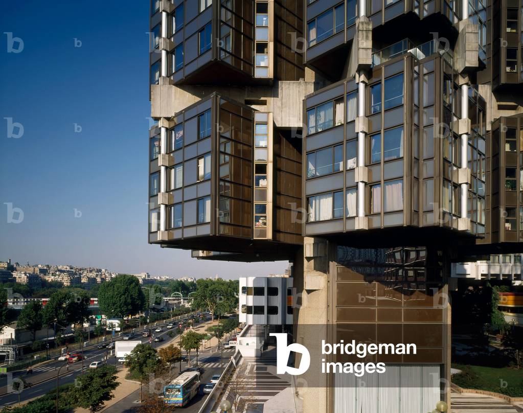 The Totem Tower at the Front de Seine in Paris 15th arrondissement. Architects Michel Andrault and Pierre Parat 1978.