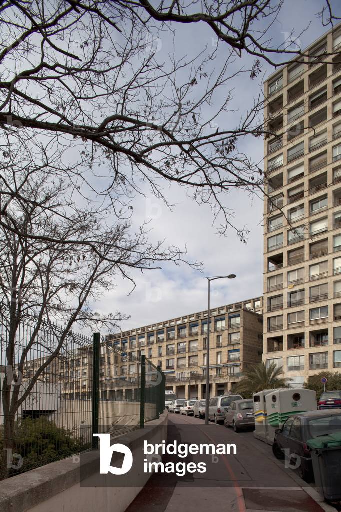 La Tourette accommodation in the Old Port district in Marseille - Square Protis - Marseille, 1952 - Fernand Pouillon (c) Collection Artedia/Pouillon Fernand /Artedia/Leemage