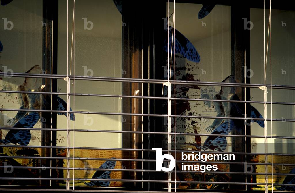 Social housing, Rue Emile Durkheim, ZAC Seine Rive Gauche in Paris 75013. Realisation 1993-1997, architect Francis Soler. Photography 1998.
