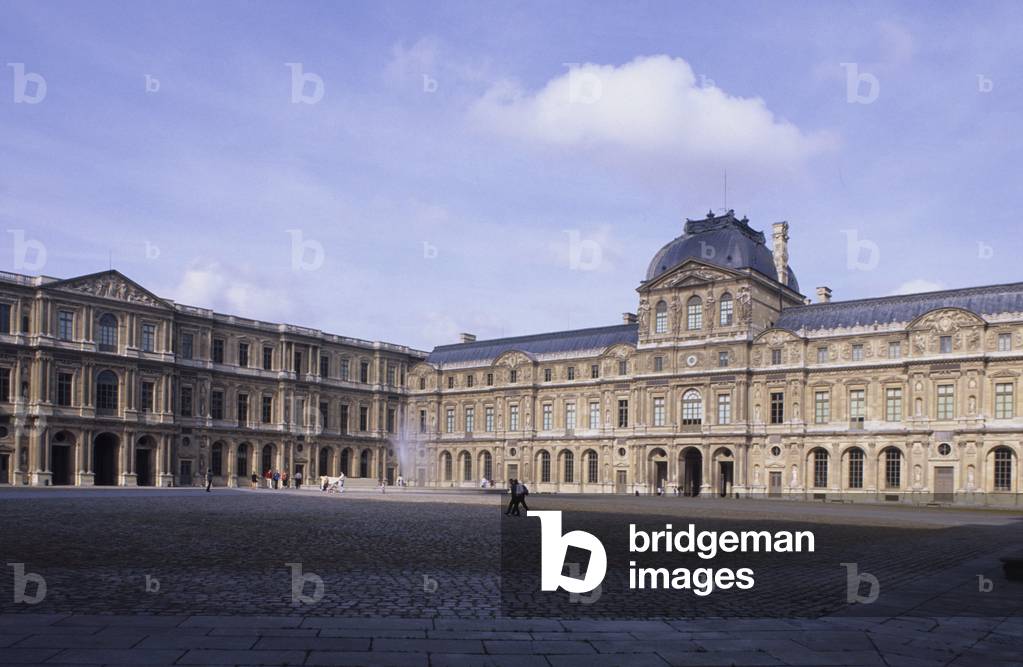 La Cour Carree du Musee du Louvre, Grand Louvre, Rue de Rivoli and Quai des Tuileries, Paris 75001. Architecture of Leoh Ming Pei in association with Michel Macary and Jean-Michel Wilmotte, 1983-2001. Photography 1998.