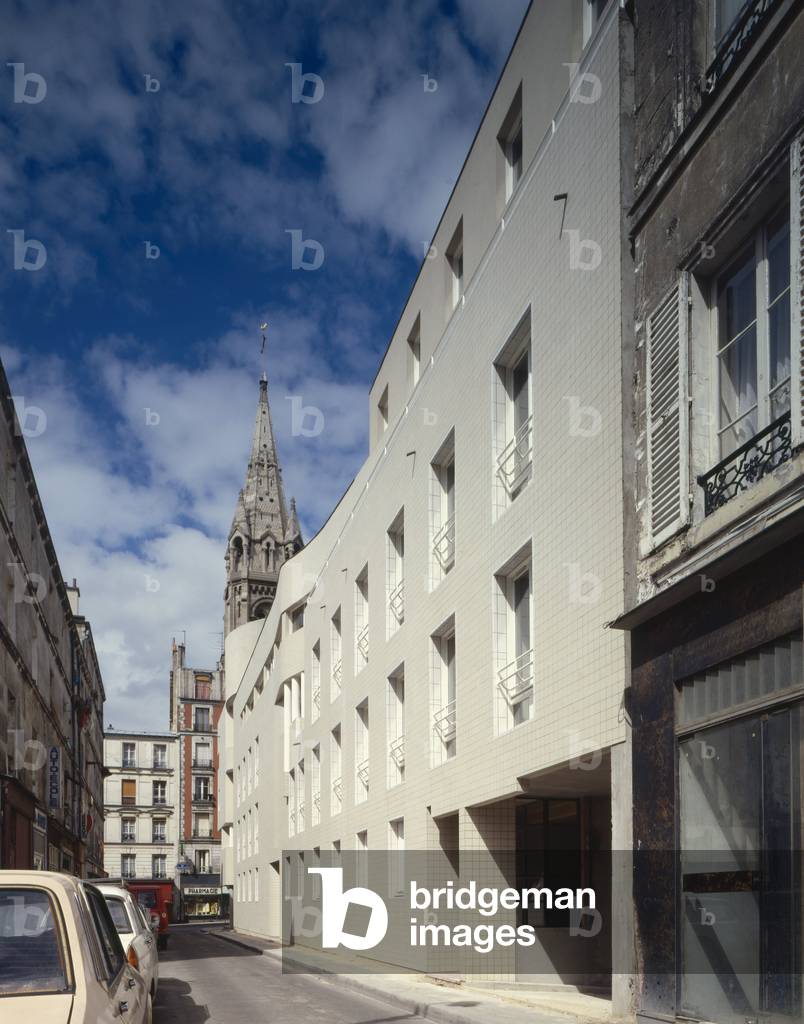 Social housing, rue de Menilfigure in Paris 75020.