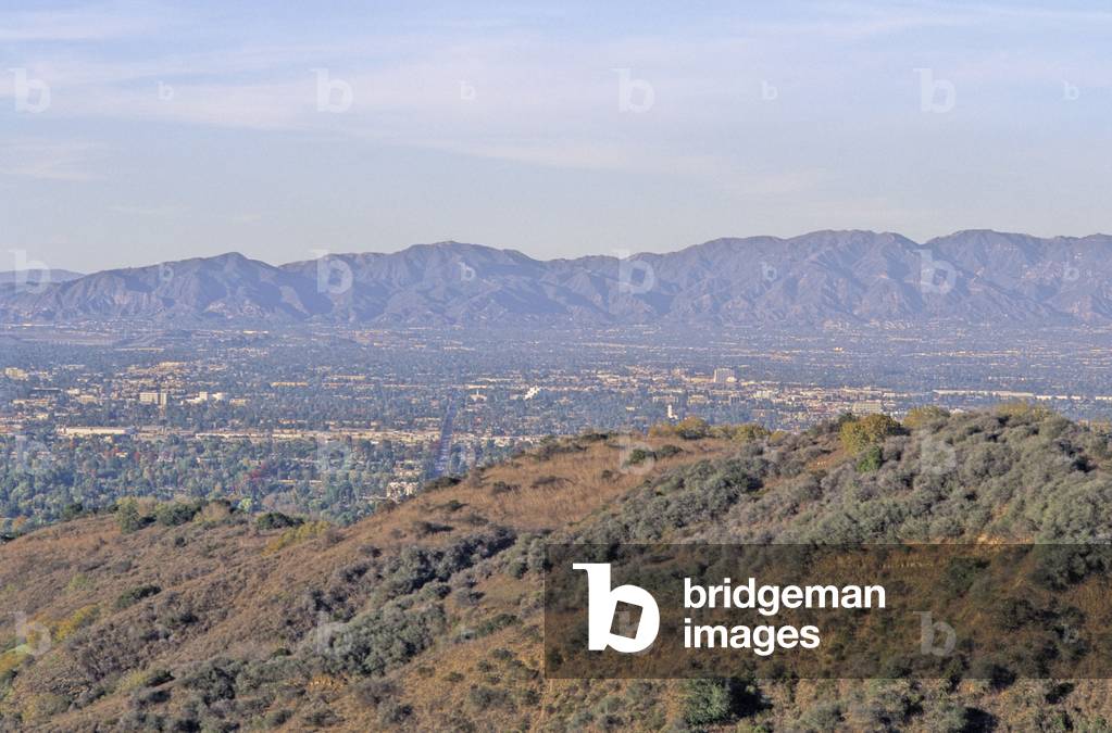 Los Angeles seen from Muholland Drive, California, USA.