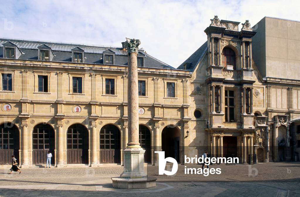 The court of honor of the Ecole Nationale Superieure des Beaux Arts in Paris. Architects Felix Duban (1797-1872) and Francois Debret (1777-1850), reconstructions 1816. The building occupies what remains of the convent of the Petites Augustins (17th century) and the hotel de Chimay (1635), to which buildings were assistant in the 19th century.