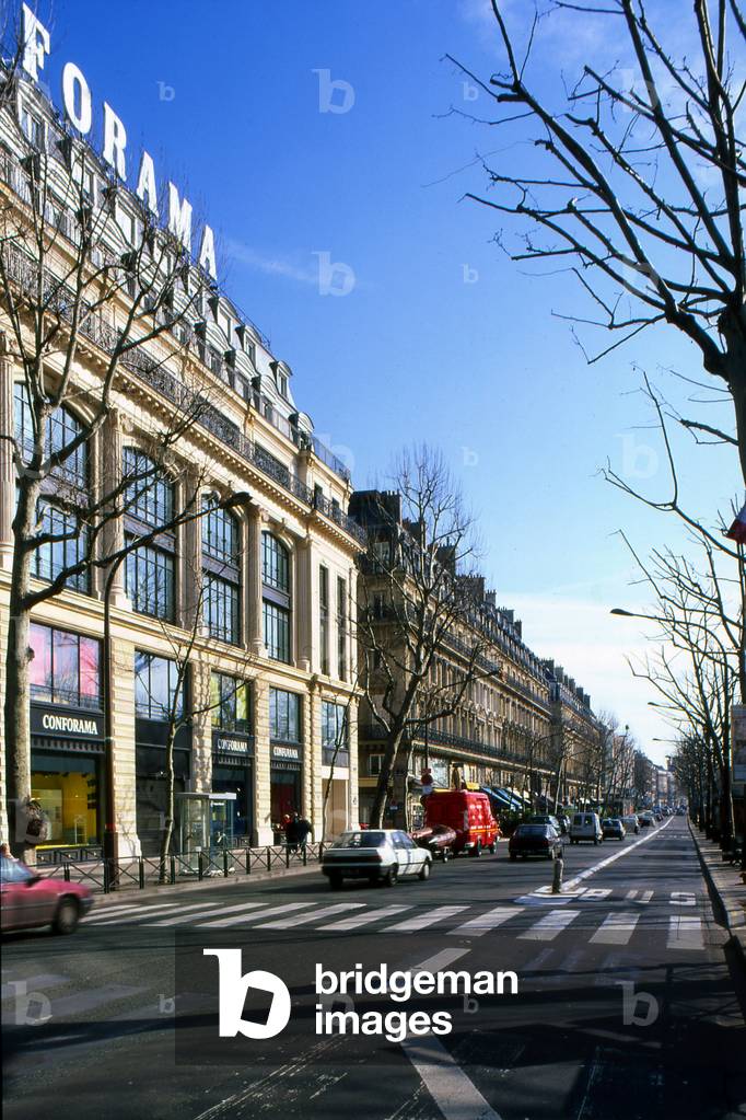 Quai de la Megisserie in Paris.