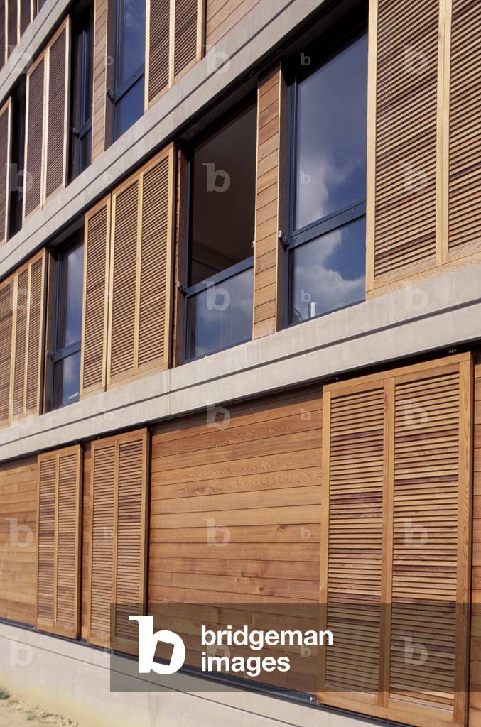 Social housing, rue de la Duee in Paris 75020. Realisation 1996, architect Philippe Madec.