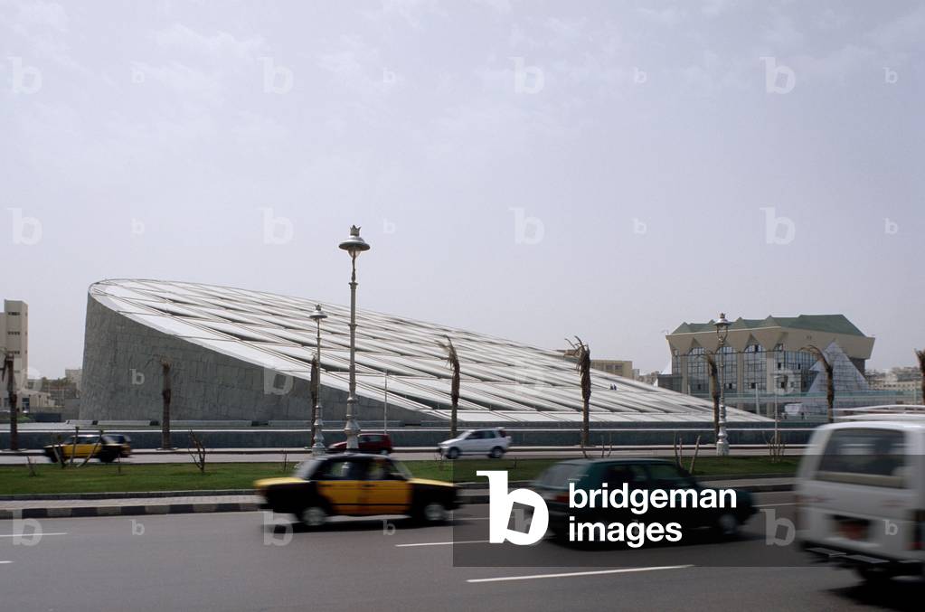 The Library of Alexandria in Egypt (Bibliotheca Alexandrina), Architect Snohetta, 2002.