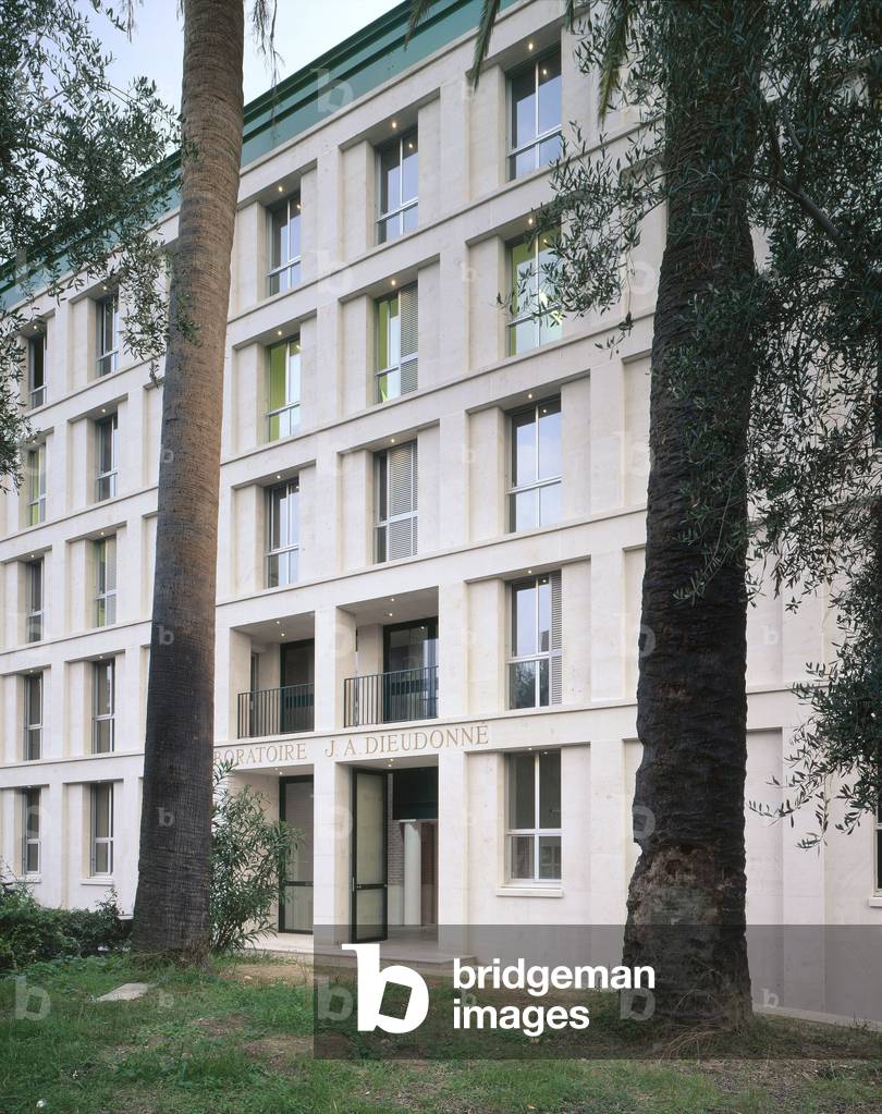 Laboratory of mathematics Jean Alexandre Dieudonne at the University of Nice Sophia-Antipolis (Sophia Antipolis) (Alpes Maritimes, Provence Alpes Cote d'Azur region). Architects Xavier Fabre and Vincent Speller, 1995.