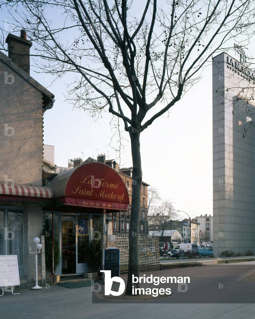 Rue Guynemer in Issy les Moulineaux (Hauts de Seine).