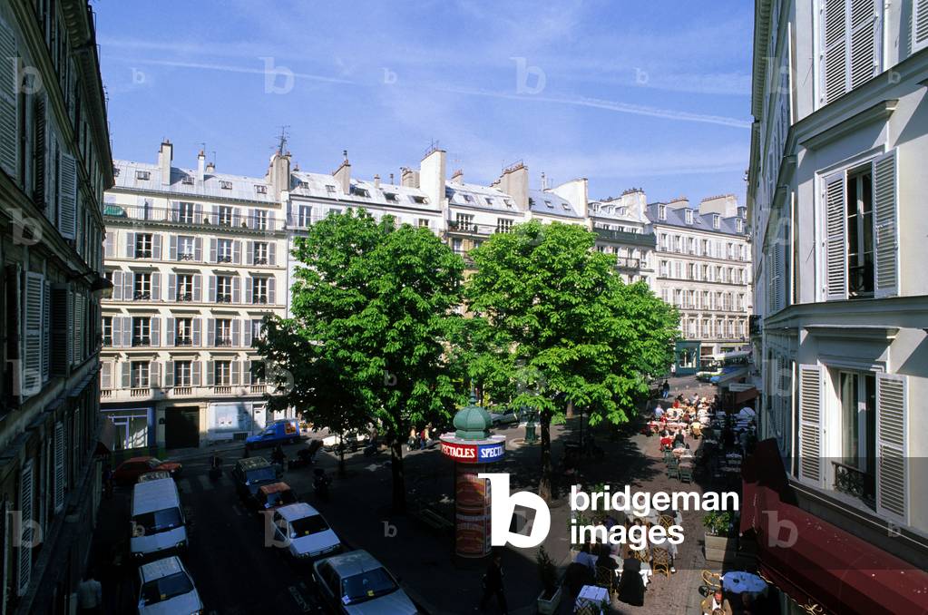 Place de Toutwelve in Paris 9th.