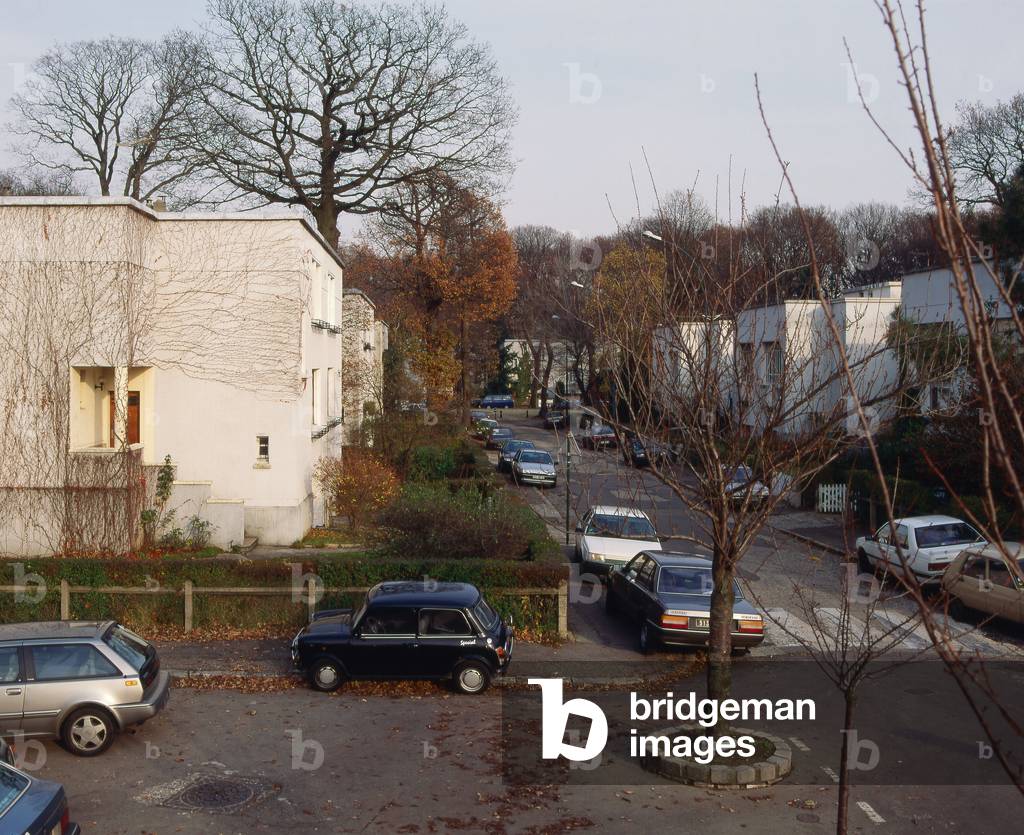 Cite garden at Plessis Robinson (Plessis-Robinson) (Hauts de Seine). Architect Maurice Payret Dortail, realisation 1924-1925. Photography 1992.