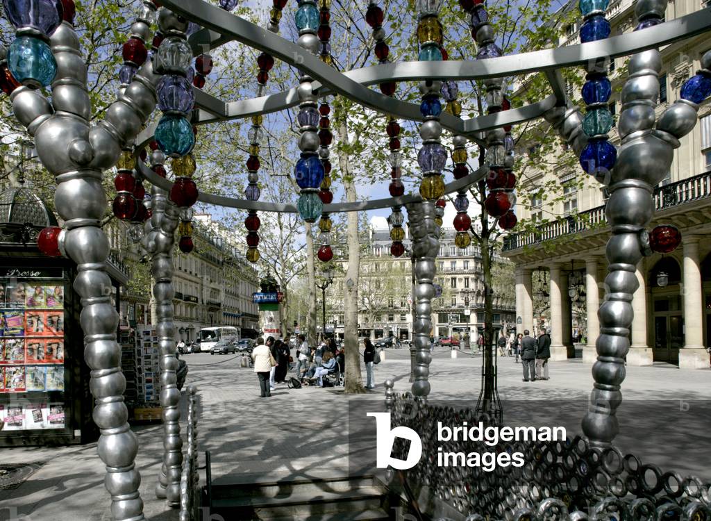 Metro entrance to the Palais Royal metro station in Paris. Plastic intervention by Jean Michel Othoniel in 2000. Photography 20001.