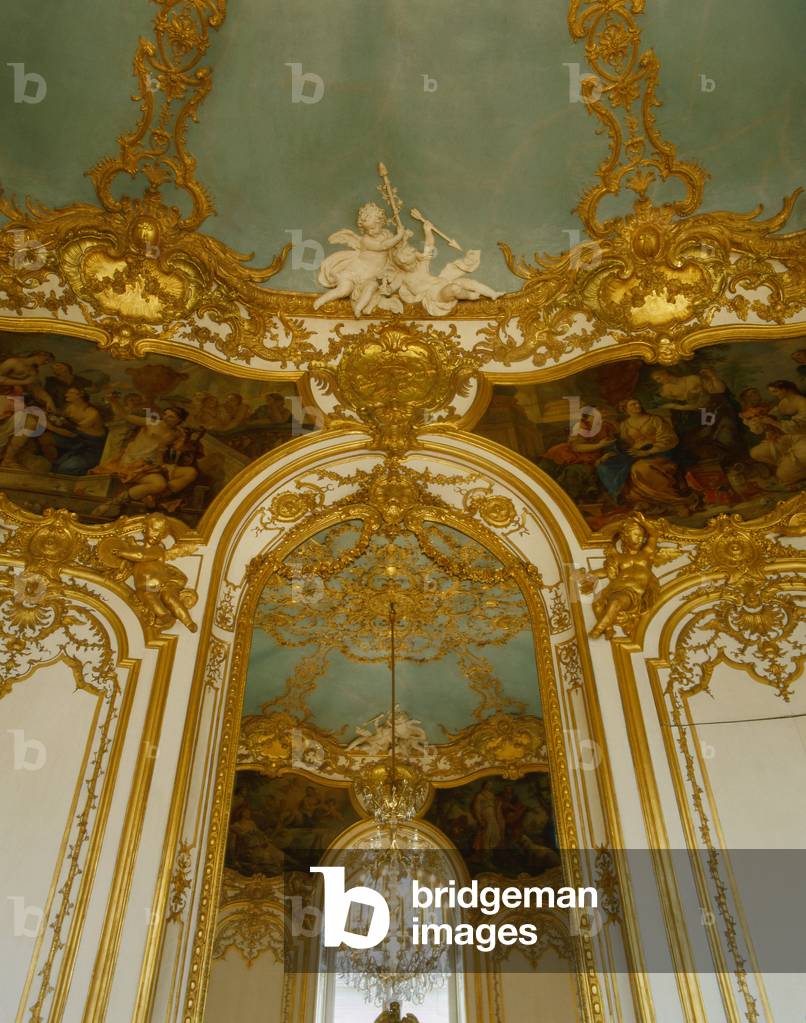 Apartment of the princess of the Hotel de Soubise. Hotel de Soubise, 60 rue des Francs-Bourgeois and 58 rue des Archives, Paris 4. Architecture by Pierre Alexis-Delamair (18th century) and painting by Francesco Le Primatice (1704).