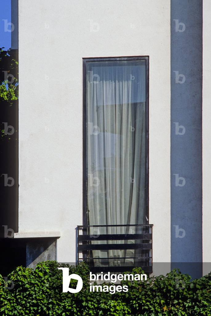 Villa Lombard, 2 rue Gambetta in Boulogne Billancourt (Hauts de Seine). Construction 1928, architect Pierre Patout (1879-1965). Artist's house of the painter Alfred Lombard. Photography 04/06/88.