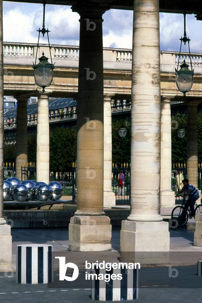 The columns of Daniel Buren, Jardins du Palais Royal, Paris. The columns that grid the court were added in 1986 following a public order from the Ministry of Culture.