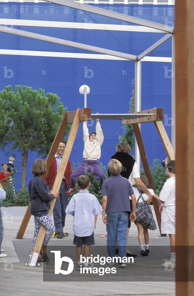 Le parc Atlantique, Paris 75014. Photography 20/04/98