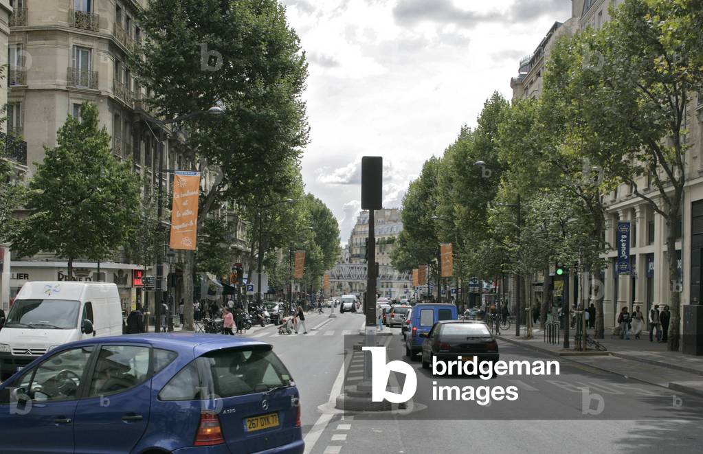 Boulevard Barbes in Paris 75018.