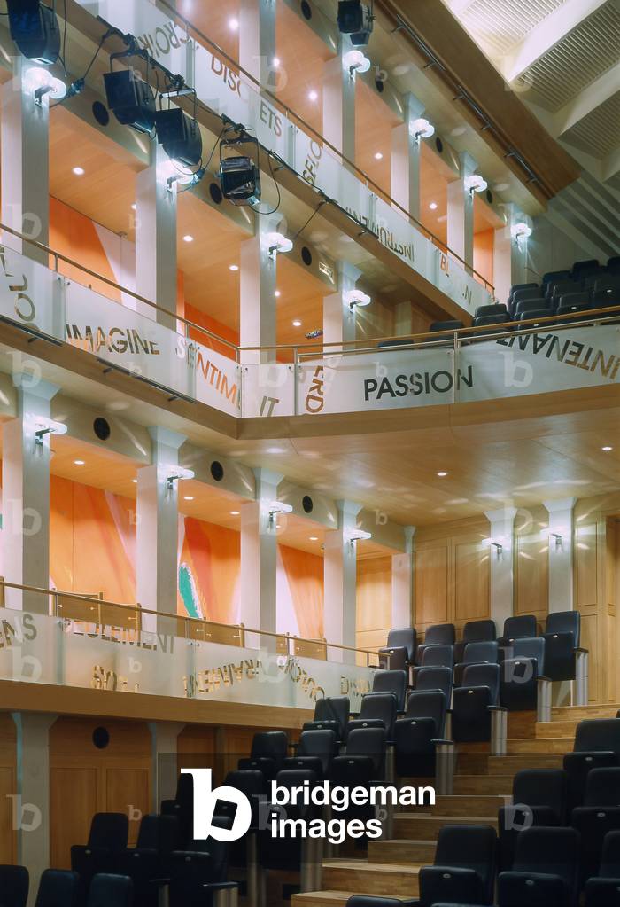 Theatre des Abbesses, 23 rue des Abbesses, Paris 18. Architecture by Charles Vandenhove, 1992-1995. Photography 1996.