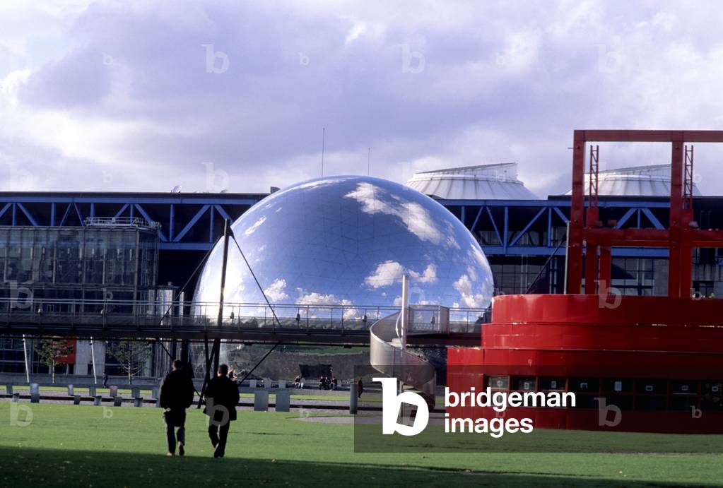 La Geode in the Parc de la Villette, Paris 75019, France (photo)