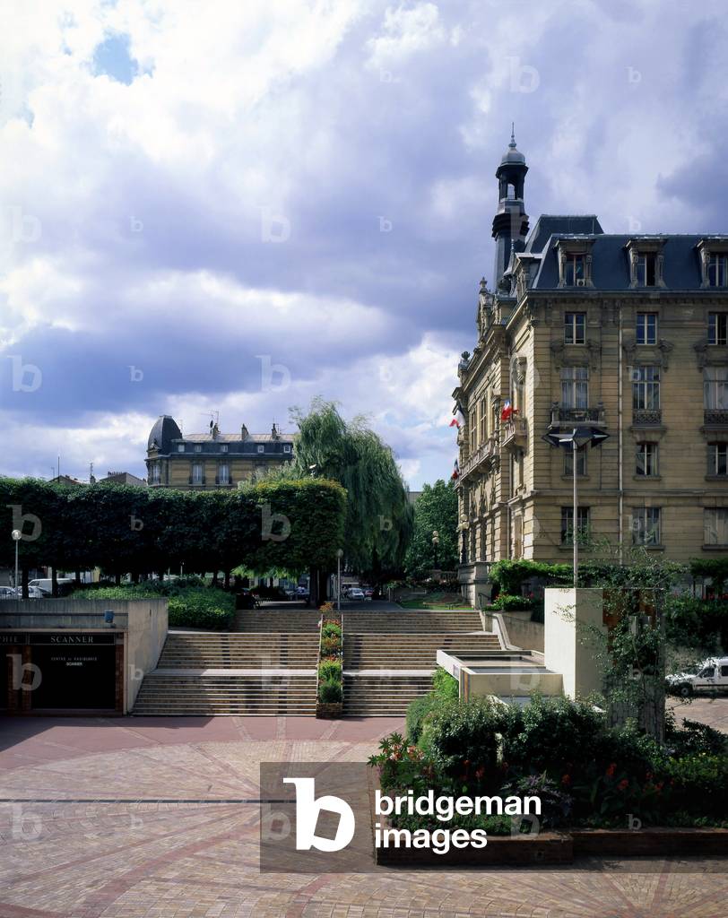 The town hall of Colombes, Place Henri Neveu (Hauts de Seine), architects Paul and Albert Leseine, 1913-1923.